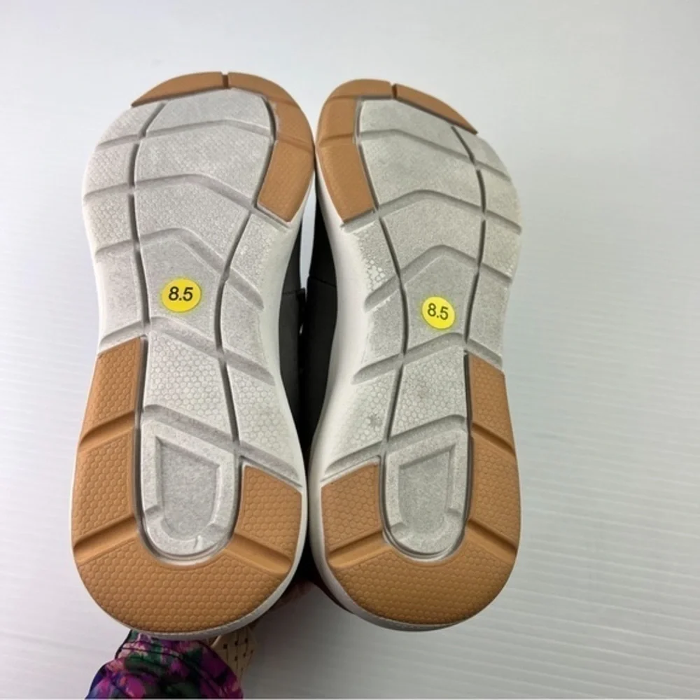 Steve Madden steve madden